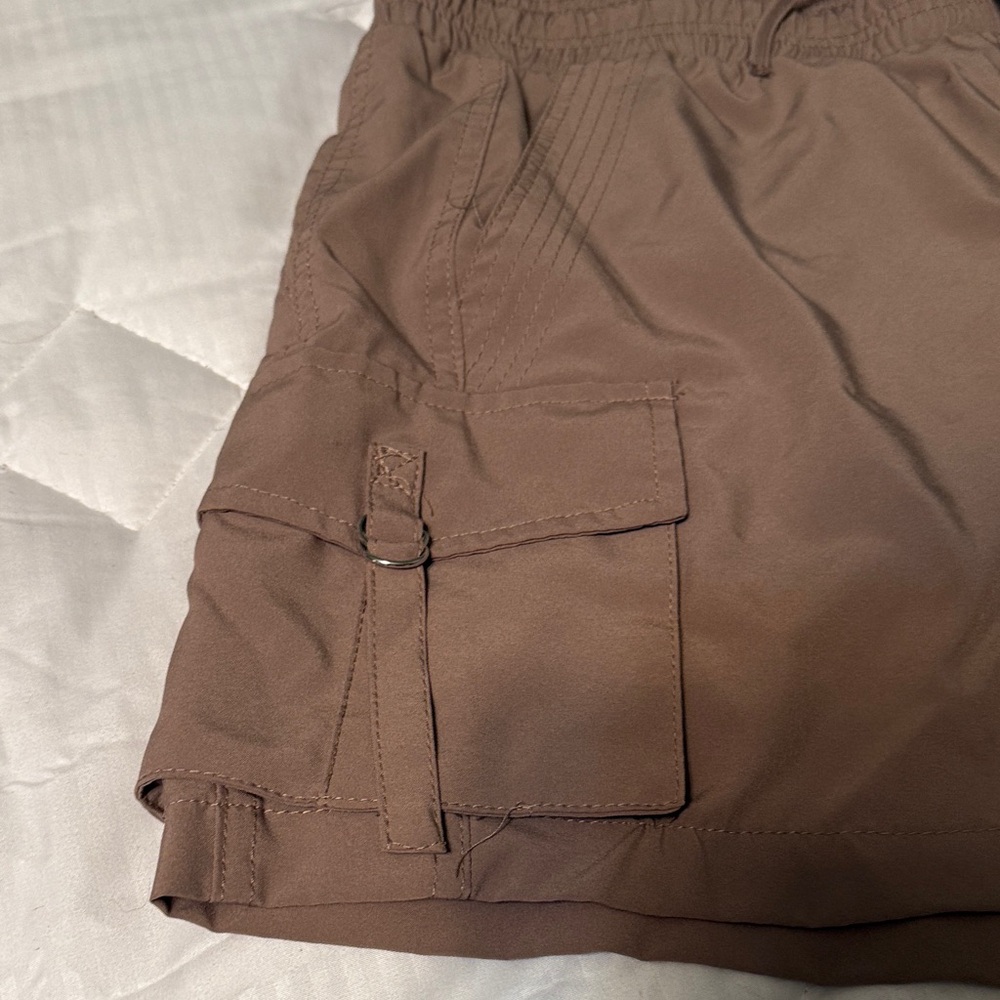 one 5 one Women's Brown Cargo Shorts - Picture 2 of 5